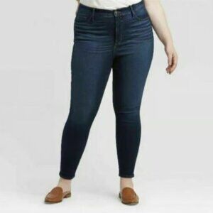 Universal Thread Skinny Jeans, Size 26WR, Medium Wash